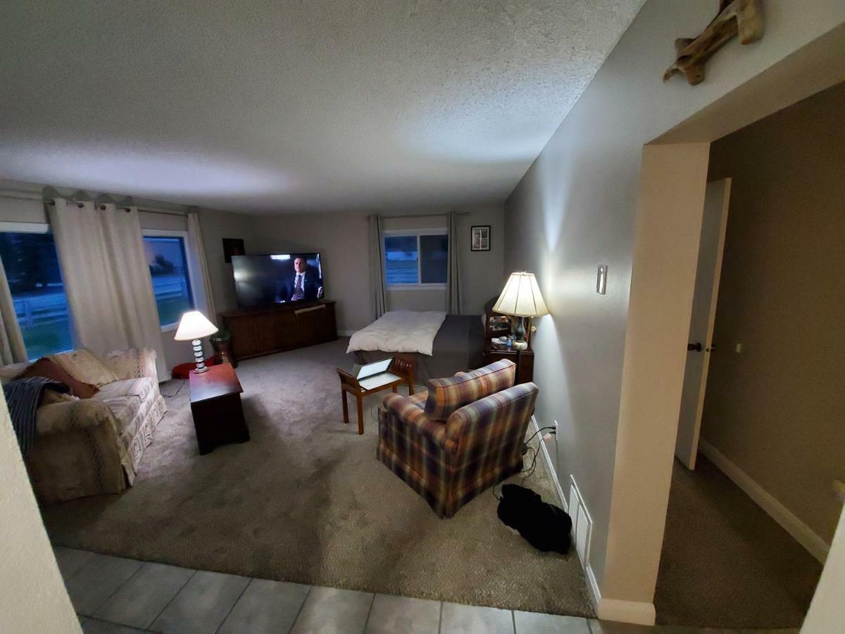 Huetter Lane Hotel Екстериор снимка