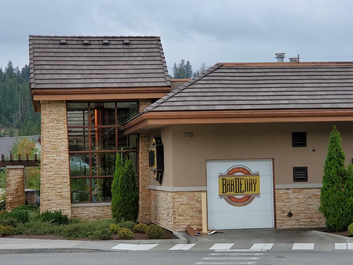 Huetter Lane Hotel Екстериор снимка