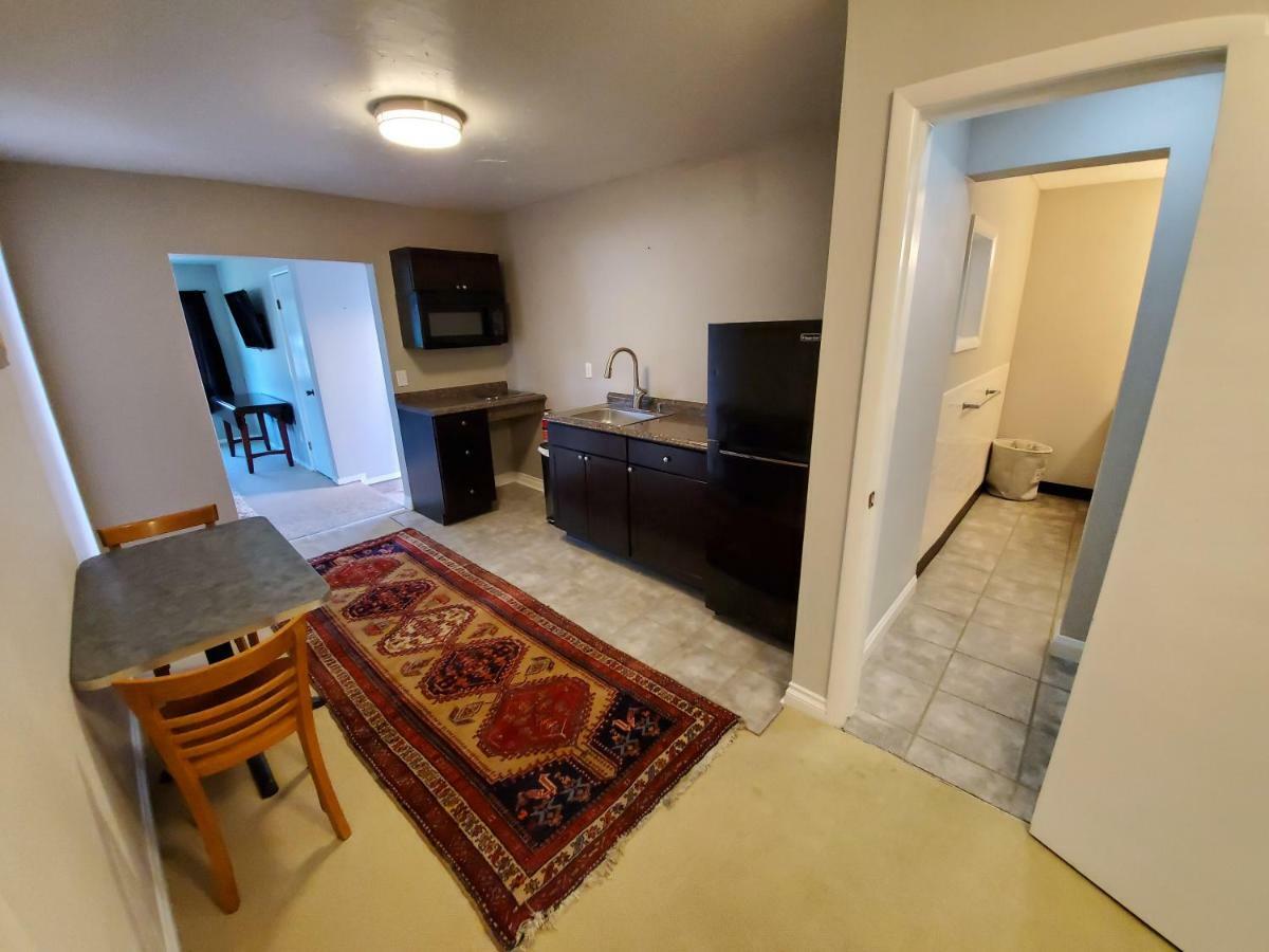 Huetter Lane Hotel Екстериор снимка